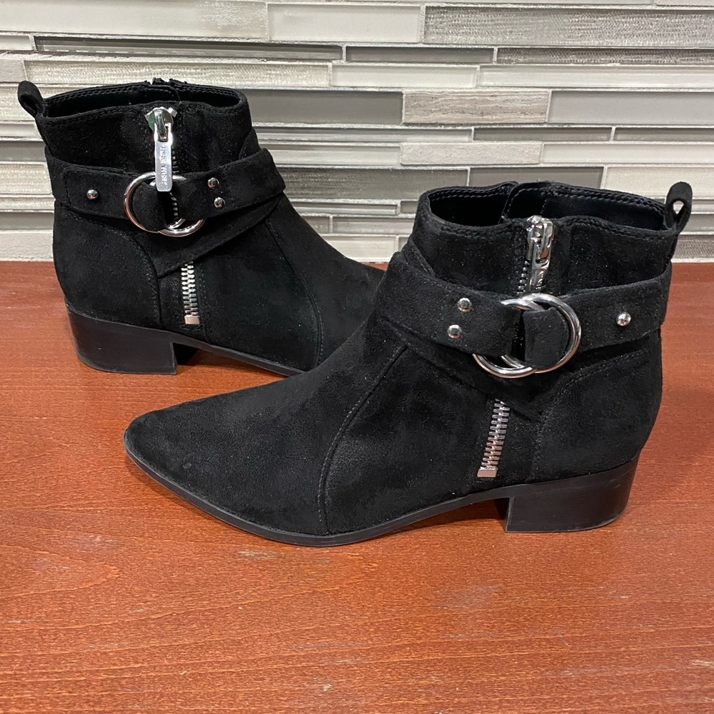 Nine West women double zipper boots size 7.5M - Picture 1 of 7